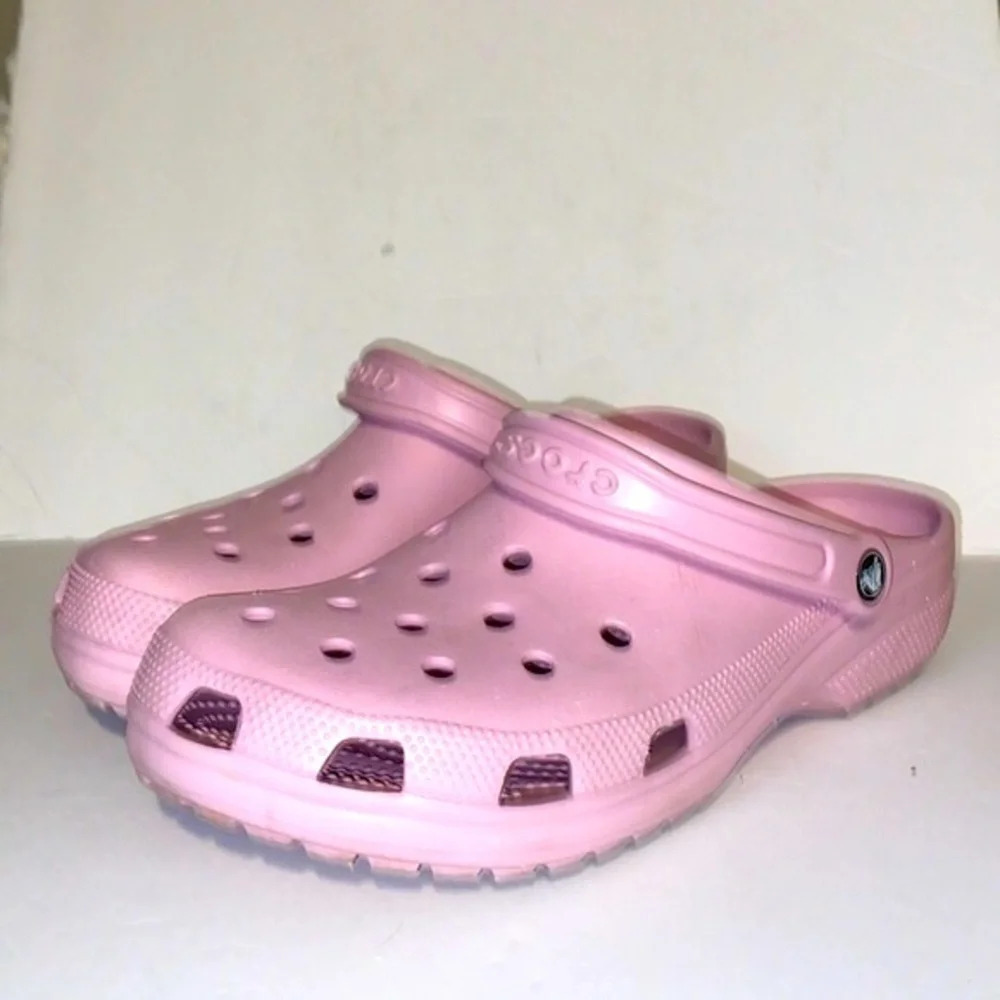 Crocs Men’s Classic Lavender Purple Clogs